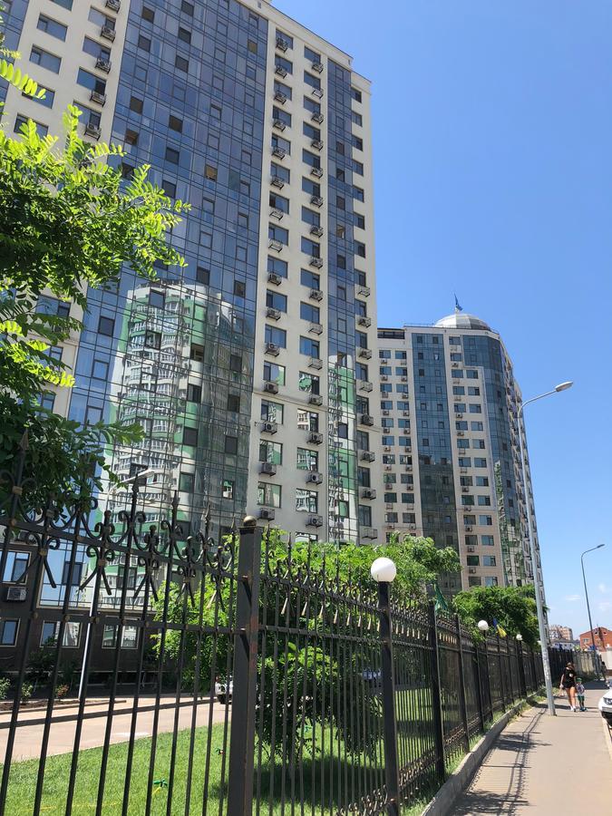 Zhemchuzhnie apartments on Marselskaya Odessa Exteriör bild